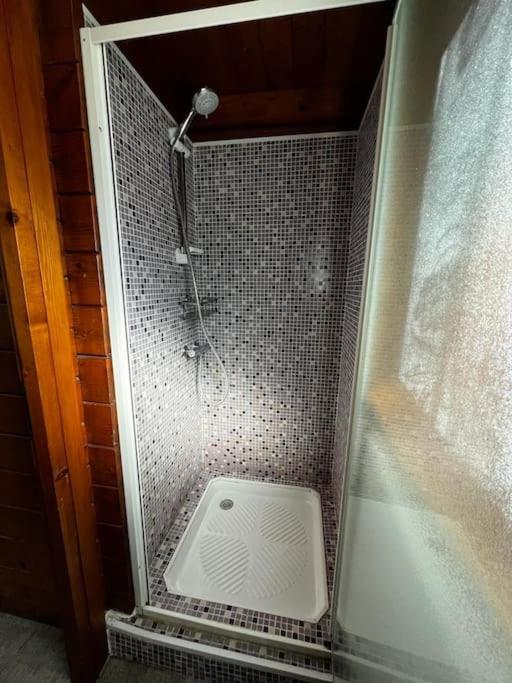 Chalet Ardennais Fromelennes Bagian luar foto